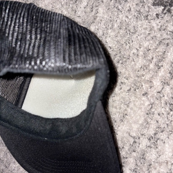 OTTO limited edition Black SanClemente Trucker Hat Cap with adjustable snap-back - Picture 4 of 4